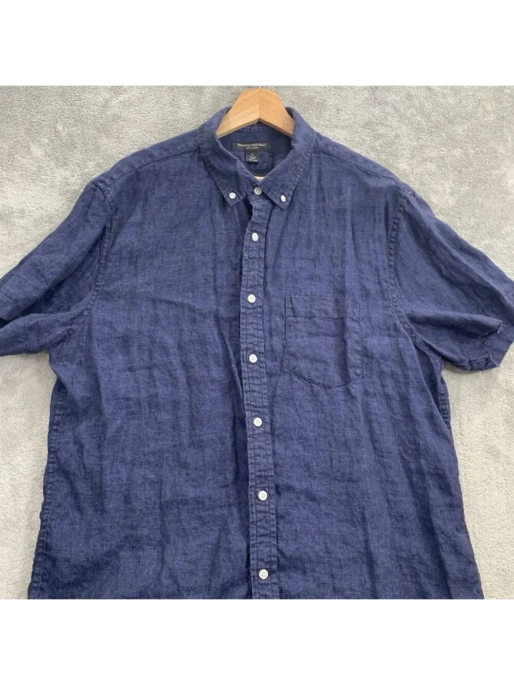 Banana Republic 100% Linen Button Down Shirt Mens L Blue Chambray Short Sleeve
